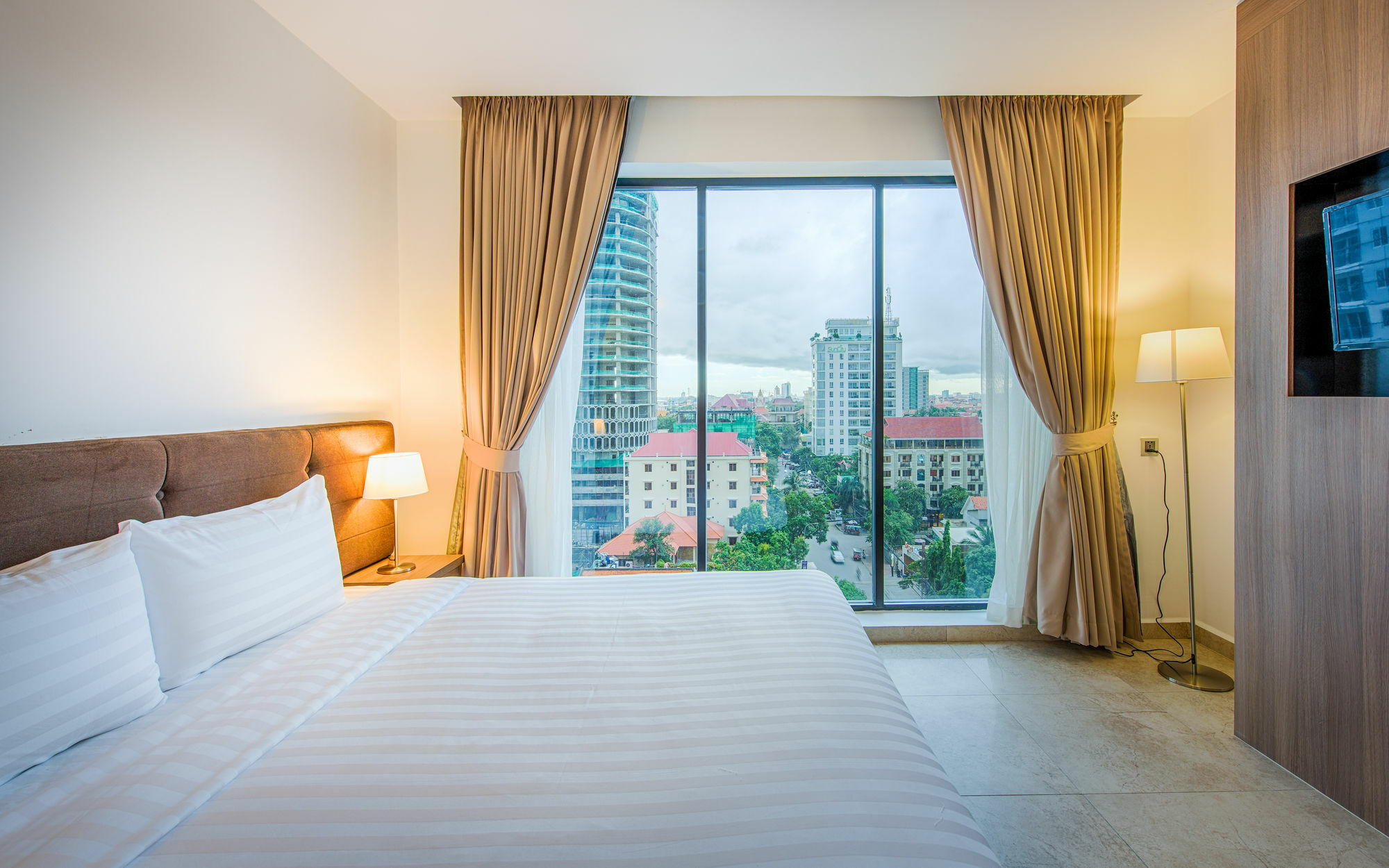 Mansion 51 Hotel & Apartment Phnom Penh Extérieur photo
